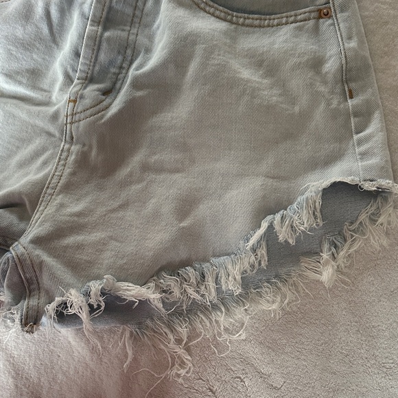 Wild Fable Light Blue Denim Shorts size 4 - Picture 3 of 4